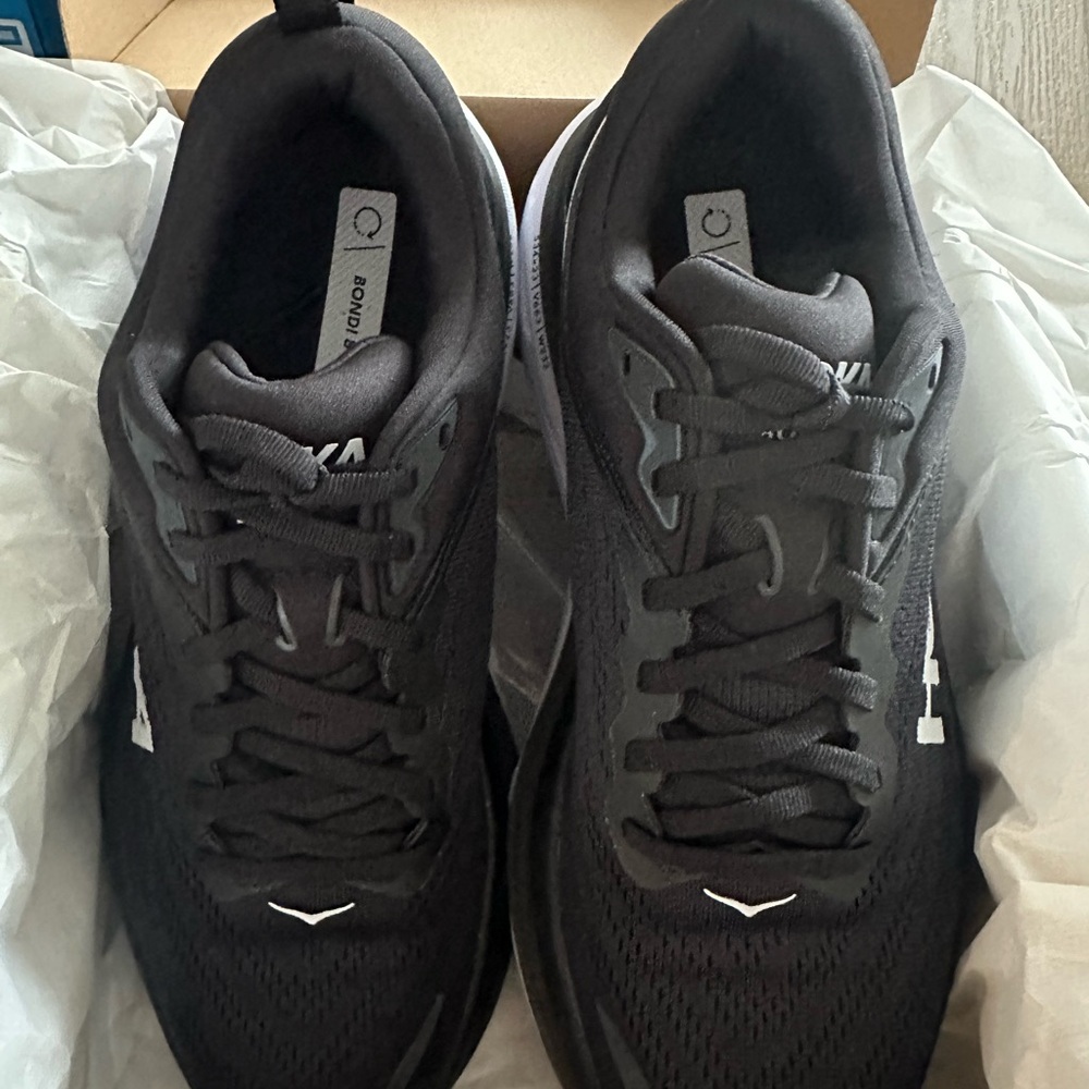 HOKA Bondi 8